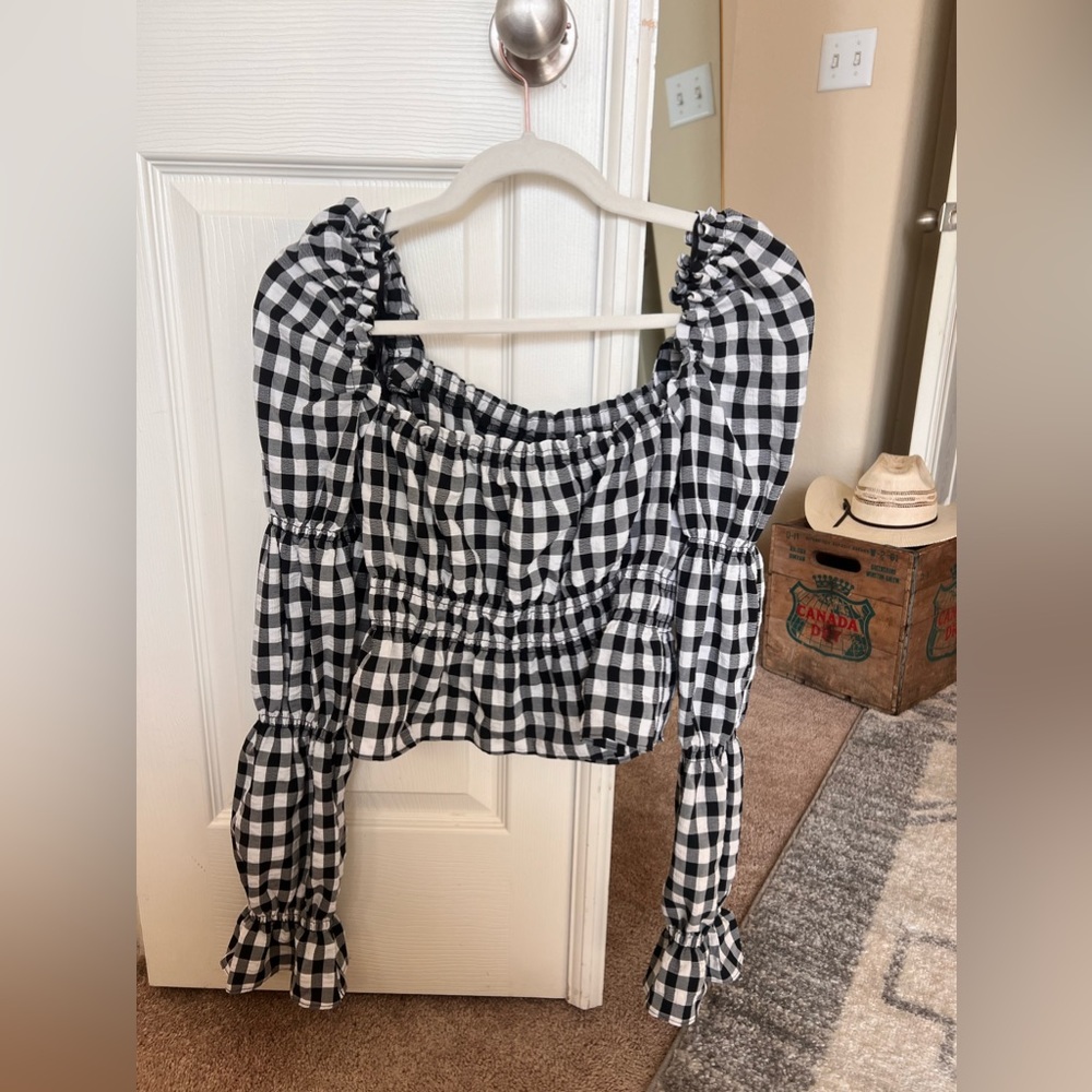 H&M Flare Sleeve Top